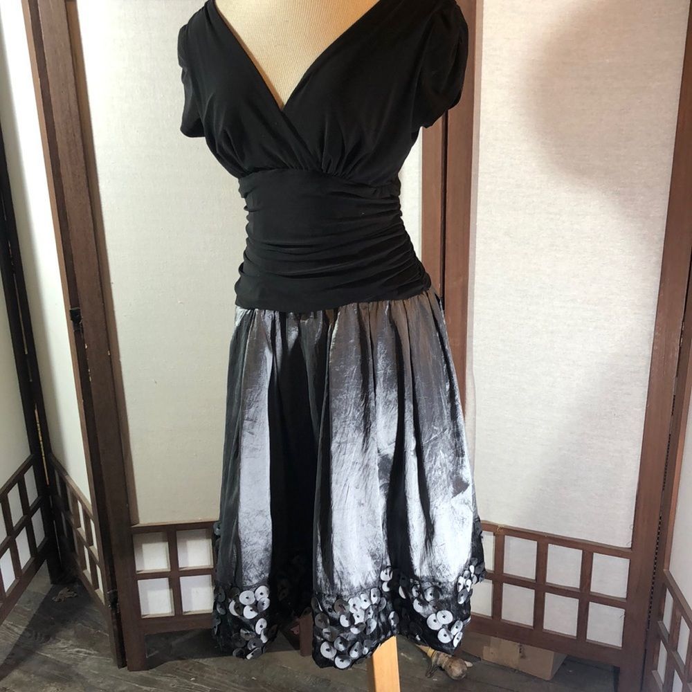 S.L. Fashions Black & Silver Evening Cocktail Party Surplice Dress 10